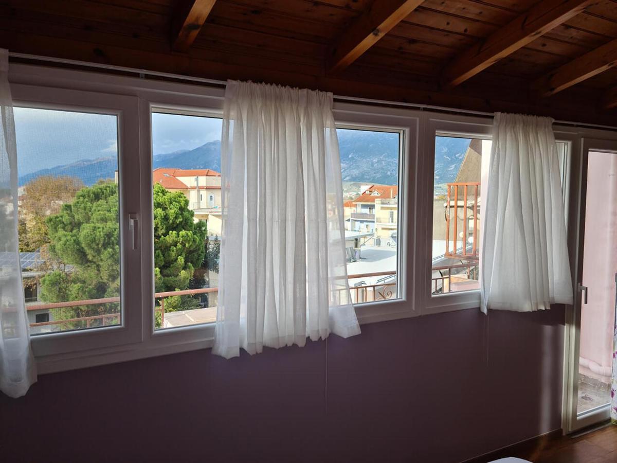 Comfy Urban Apartment Ioannina Exterior photo